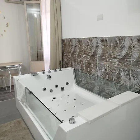 Jacuzzi San Giuliano 게스트하우스