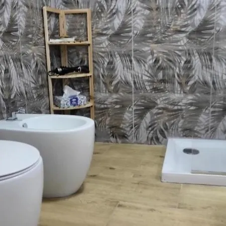 Jacuzzi San Giuliano 게스트하우스 카타니아
